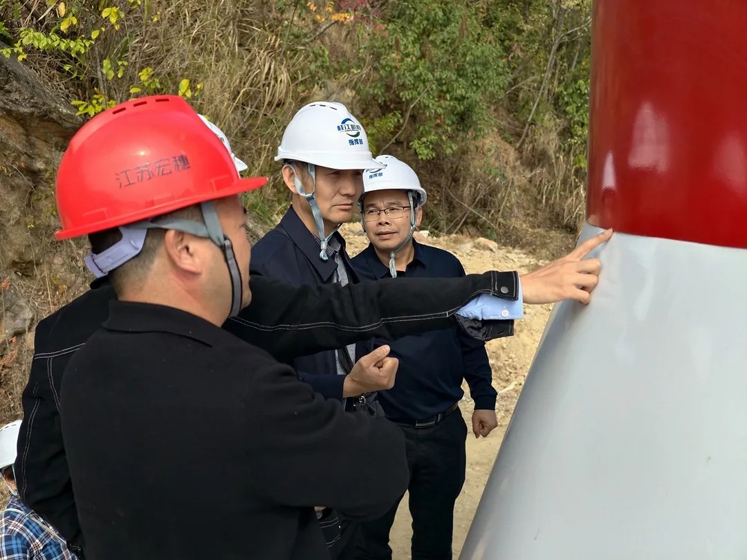 桂江航道工程首座示位标质量专家评估会议顺利召开2.jpg
