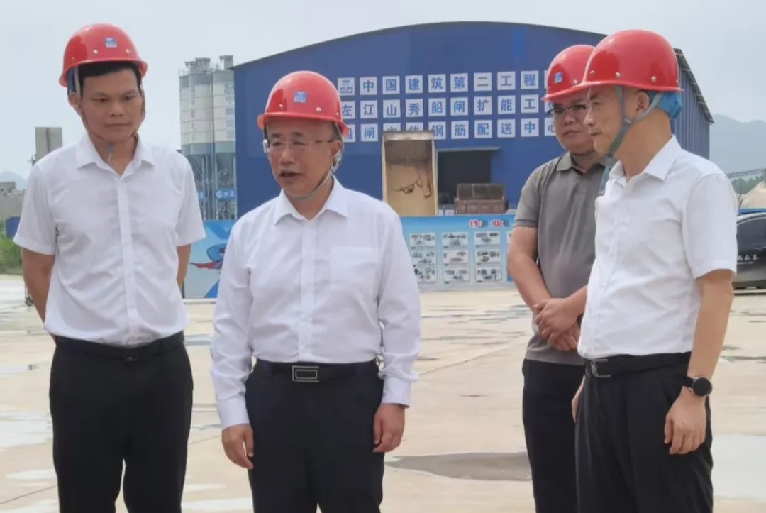 要闻｜刘可到崇左市调研水运建设情况.jpg